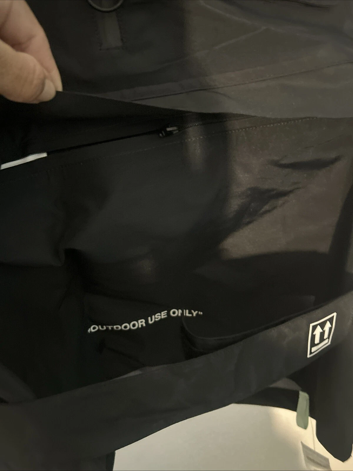 Giacca con cappuccio Off White x Goretex giacca anorak Gore Tex nera media nuova con etichetta