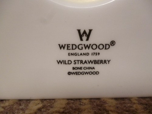 RELOJ WEDGWOOD WILD FRESA MANTO FWO - Imagen 3 de 3