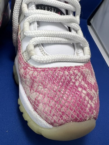 Jordan 11 Retro Low Pink Snakeskin 2019 Size 7 GREAT CONDITION NO BOX - Picture 15 of 16