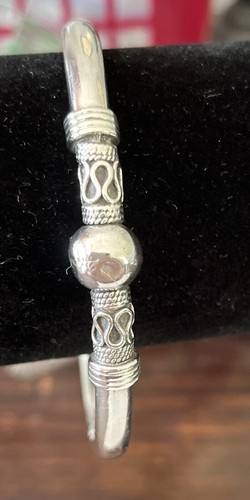 Classic Solid Mexican 925 Sterling Silver Women Bangle Bracelet - Picture 2 of 7