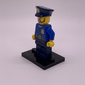 LEGO Minifigure Police City Officer with Gold Badge cty0477 60048 a2
