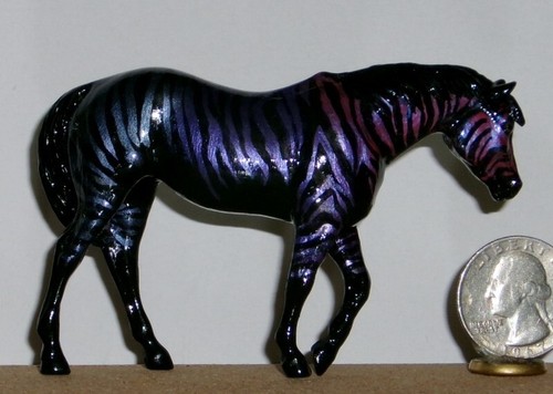 Breyer Pferd Stablemate Indianer Pony LSQ OOAK CM Zebra von Lindy Brandneu! - Bild 3 von 6