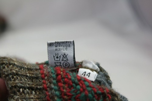 Vintage Benetton Leg warmer and hat set NOS - Nordic Pattern Green / Grey / Red - Picture 9 of 11