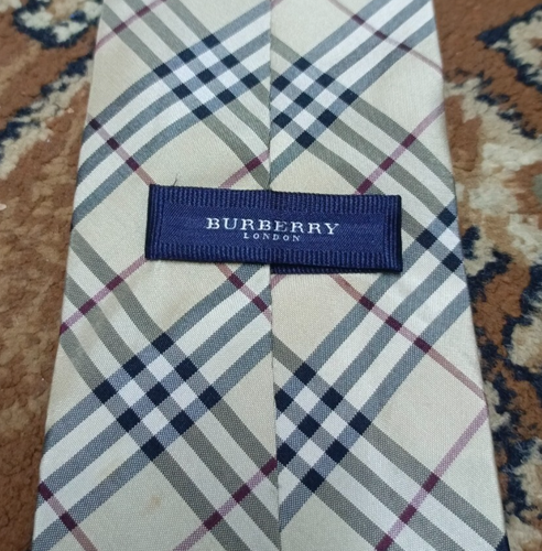 cravatta uomo vintage Burberry London classica 100% tutta seta lusso Nova Check