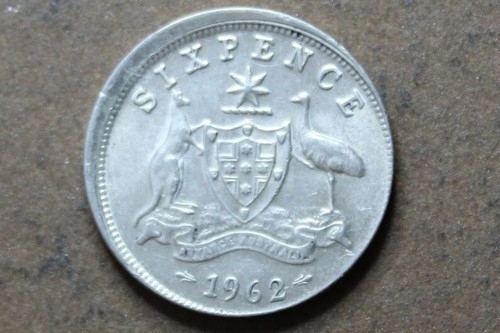 * 1962 SIXPENCE VF MISS STRUCK REVERSE OFF CENTRE #ZBF71 - Picture 1 of 9