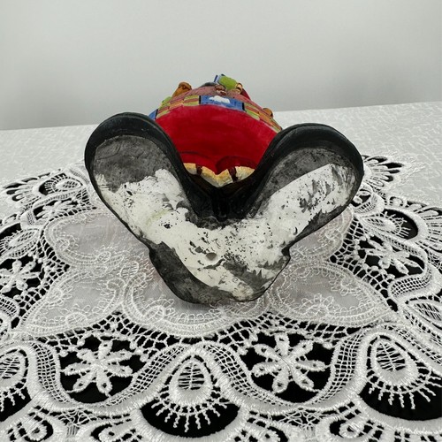 Artist Club, SANTA IN A Red SUIT HOLDING A Present and Bell 10” - Picture 5 of 10