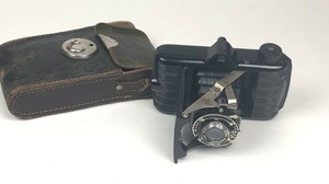 Turf-Bakelite-Art-Deco-Camera-Berlin-Case-Unusual-1938-WORKS