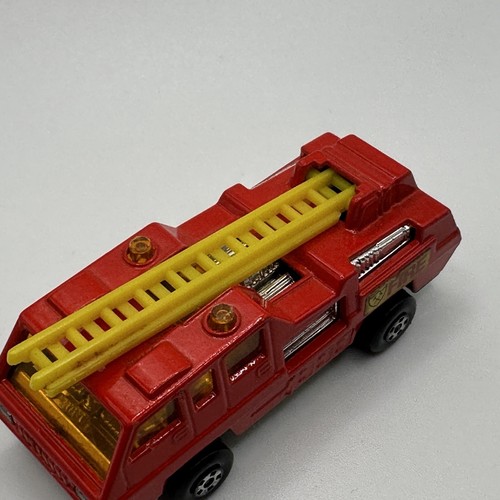 Matchbox Lesney Superfast No. 22 Blaze Buster Red 1975 Made In England - Picture 4 of 10