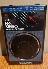 Intage Soundesign AM FM Stereo Built In Speaker made in Hong Kong NOT TESTED