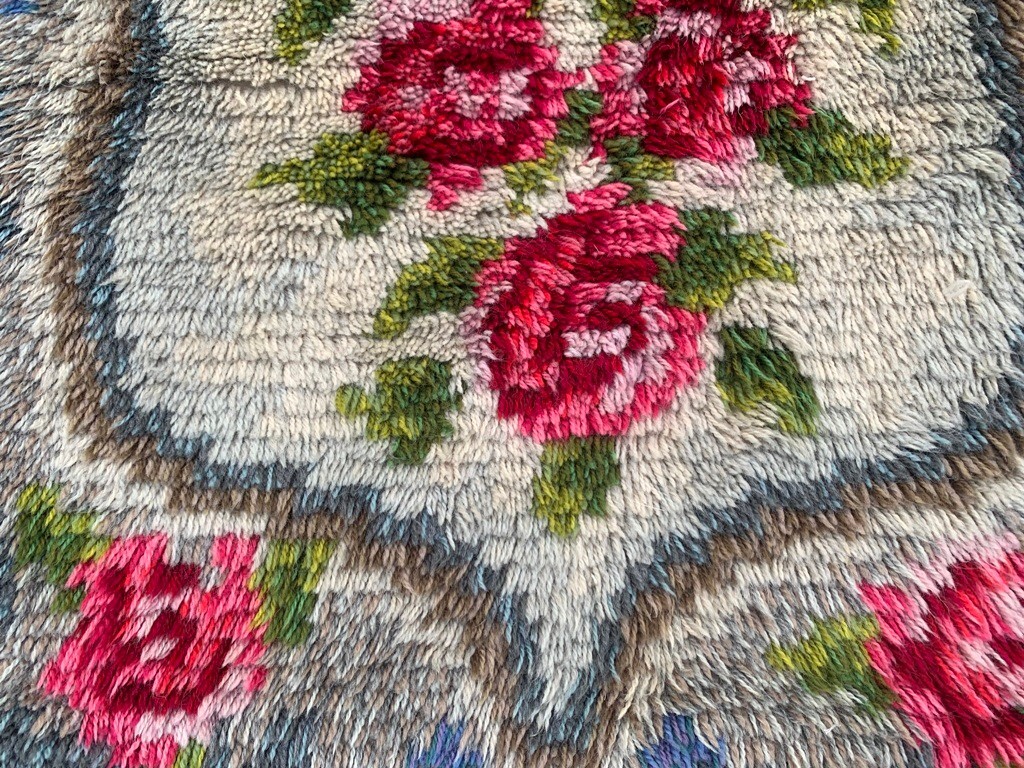Picture 3 of 8