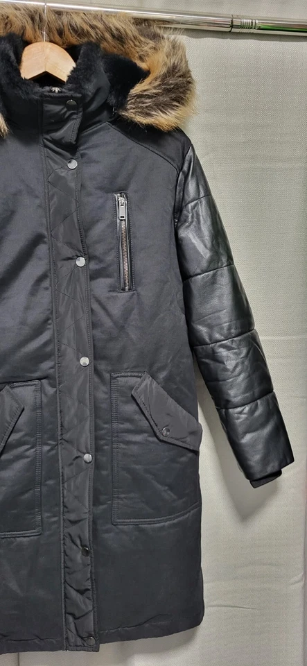 PVP£220 COMO NUEVO TERCIOPELO Damas 1/2 CHAQUETA PARKA IMITACIÓN CUERO ABRIGO CON CAPUCHA UK8 Foto 3 de 4