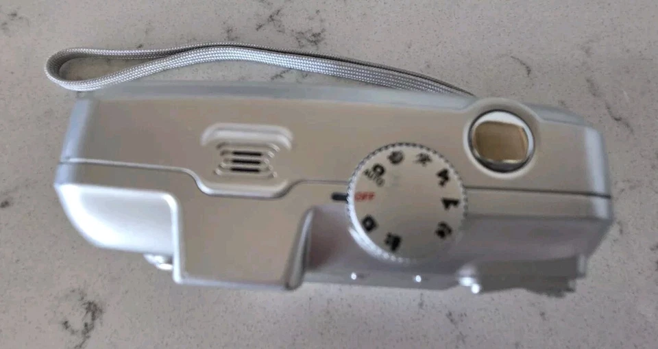 Cámara digital Kodak EasyShare CX7430 4,0 MP 3X zoom - PROBADA con caja y batería Foto 3 de 4