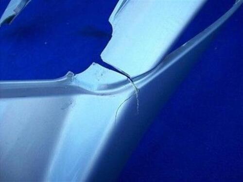 06 Triumph Sprint ST Tail Fairing DAMAGED 1050 #39 - Bild 2 von 11