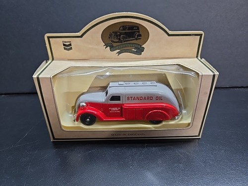 Chevron Commemorative Models Made in England Lot of 3 - Picture 6 of 6