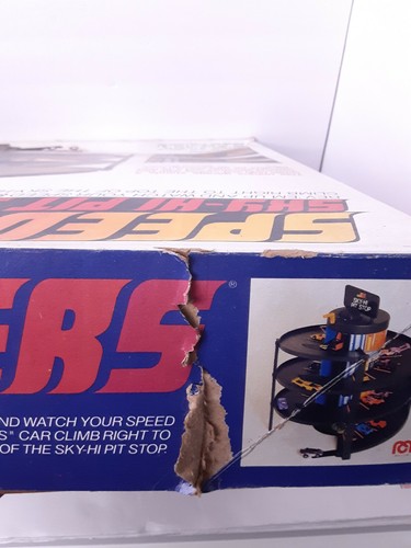 VINTAGE SPEED BURNERS SKY-HIGH PIT STOP 1979 Mego - Picture 12 of 12