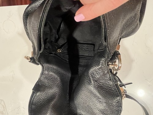 Michael Kors Black Soft Leather Bedford Tassel Crossbody Shoulder Bag GUC! - Picture 7 of 8