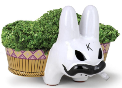KIDROBOT - CHIA PET SMORKIN LABBIT - BY FRANK KOZIK - EXCLUSIVE