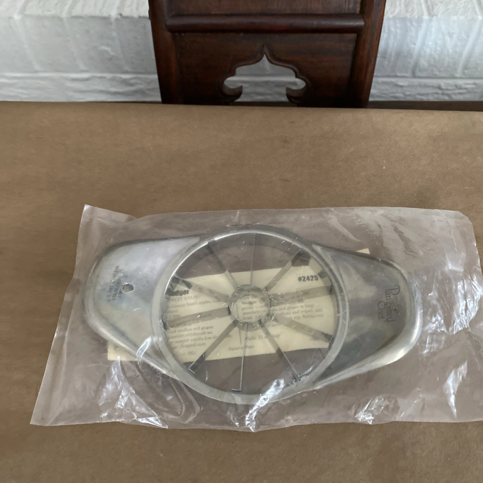 Pampered Chef Apple Wedger, Stainless Steel, Makes 10 Segments, #2425 New
Opens in a new window or t