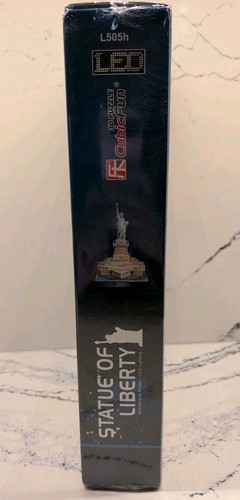 Cubic Fun 3D Puzzle New York Statue of Liberty LED Lighted Architecture Model - Picture 4 of 7