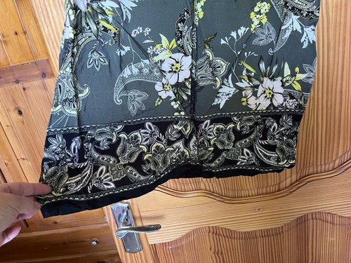 Dorothy Perkins Grey Shift Dress with Floral Print & Back Zip. Size 16 - Picture 3 of 9
