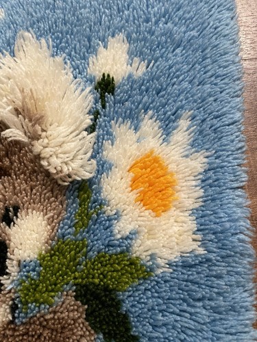 Vintage 70’s Australian Koala Bear Latch Hook Completed Wall Rug Art Boho - Picture 5 of 8
