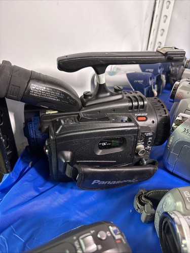 Lot of 38x | AS-IS | Mix Models and Brands Video Cameras / Untested / For Parts - Picture 9 of 11