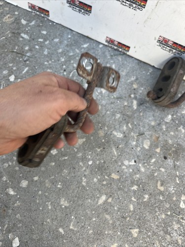 🇯🇵86-91🇩🇪Mazda RX-7 OEM Exhaust Hanger Rubber Mount And Brackets Pair *911* - Picture 7 of 12