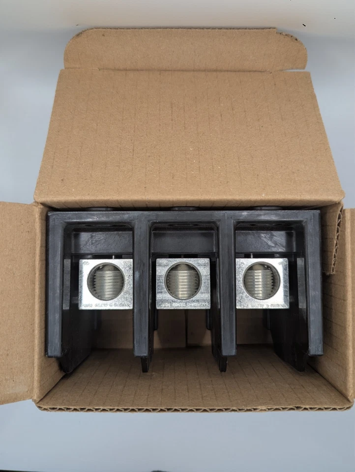 Eaton Bussman 16332-3 Power Distribution Block 310A 3P 1 Line 5 Load Connections - Image 4 of 4