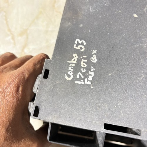 FORD TRANSIT CUSTOM 2.0 DIESEL FUSE BOX JK2T-9K499-EFB - Picture 3 of 18