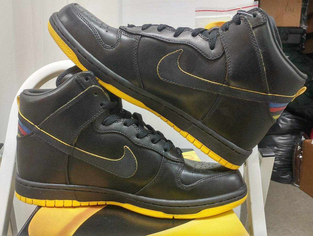 DS NIB NIKE NIKE NIKE DUNK HIGH SUPREME LIVESTRONG LANCE ARMSTRONG CANCER AUSTIN SIZE 9.5 d20673 DS NIB NIKE NIKE NIKE DUNK HIGH SUPREME LIVESTRONG LANCE ARMSTRONG CANCER AUSTIN SIZE 9.5 d20673