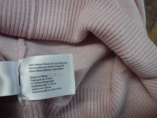 Brooks Brothers Light Pink Merino Wool V-Neck Long Sleeve Sweater ~Women XS~ - Picture 7 of 8