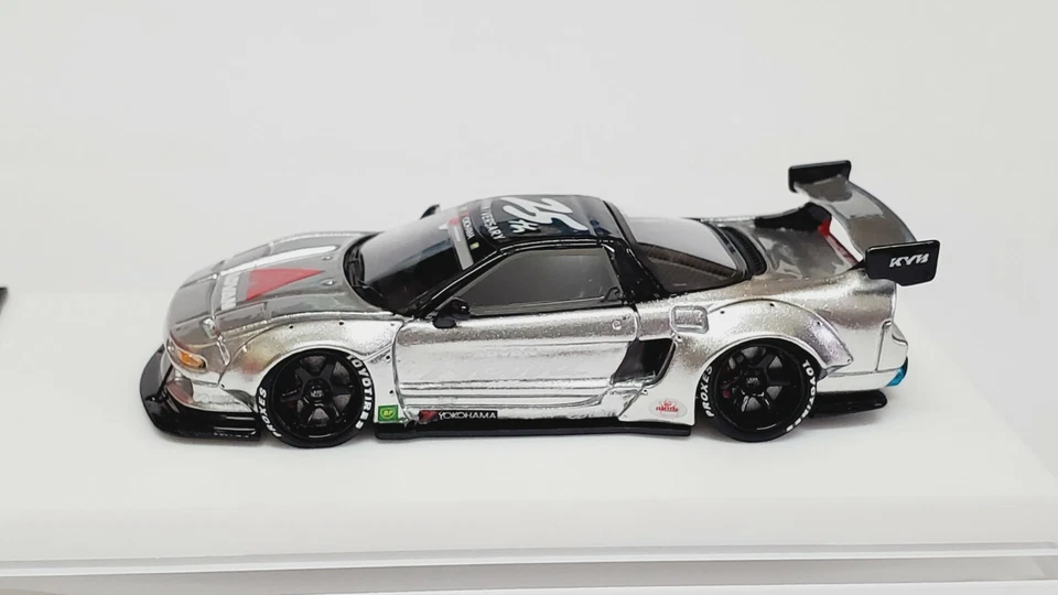 1:64 Veloce Honda NSX NA1 LB Performance ADVAN 25th Ann Matt Chrome silver resin - Image 3 of 4