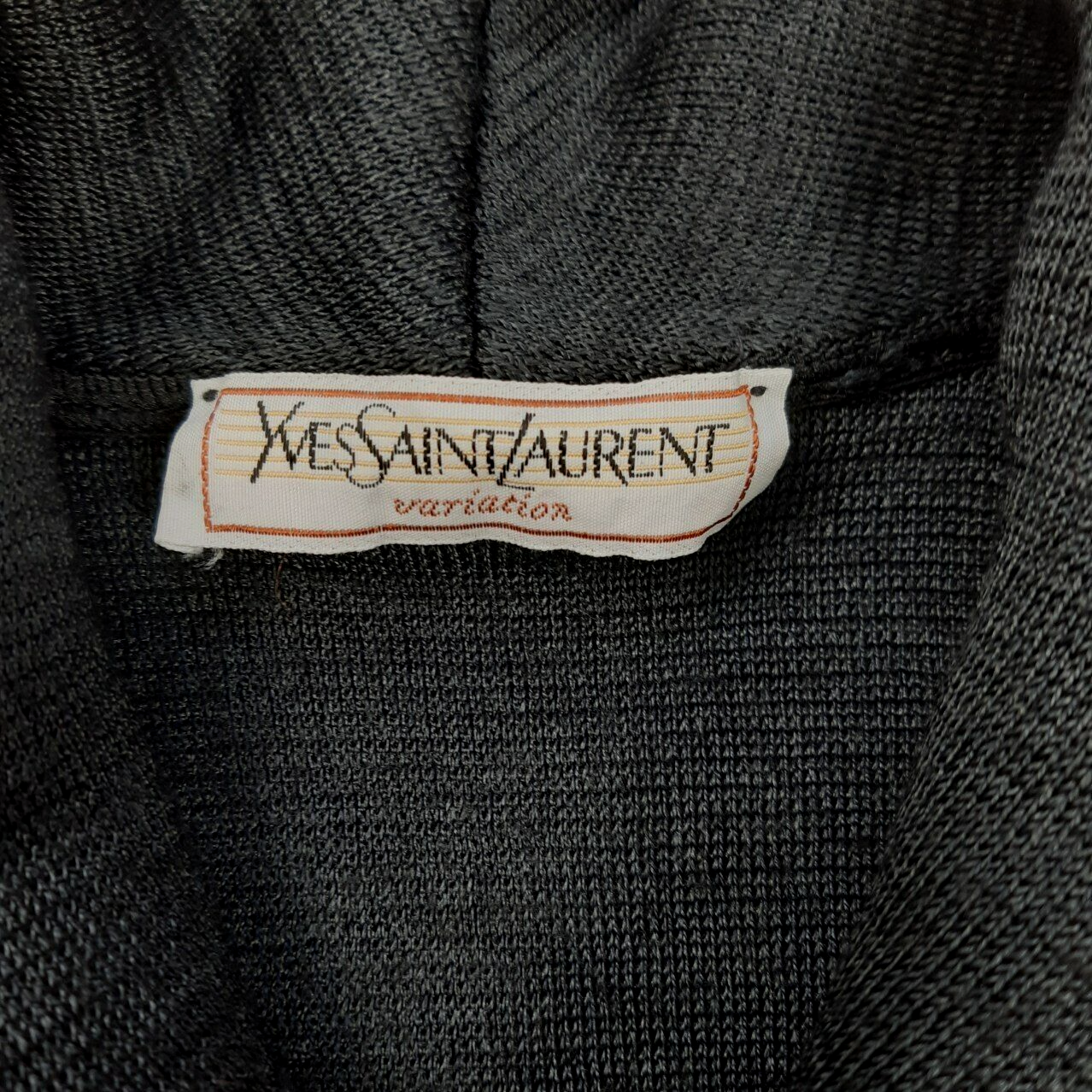 Maglione cardigan vintage YSL Yves Saint Laurent in lana con bottoni taglia 46