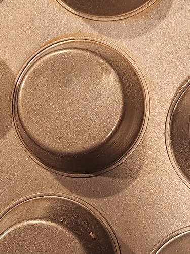 Latas para magdalenas pieza vintage, bandeja para pasteles, lata para tartas y lata de conservas. - Imagen 12 de 12