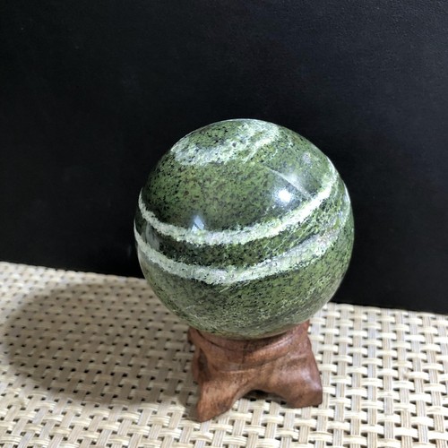 217g 54mm Palla di quarzo cristallo zebra verde naturale Reiki + base - Foto 7 di 7