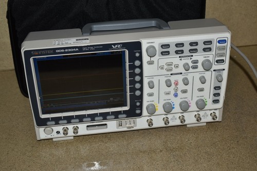GW Instek GDS-2304A Digital Oscilloscope, 4 channel, 300 MHz (NY30) - Picture 2 of 6