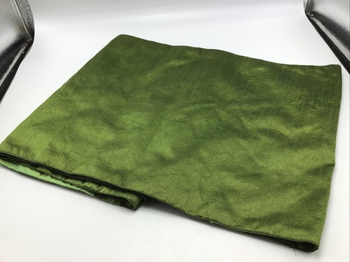 Runner da tavolo accenti artistici verde lucido scintillante ricamato 70x13" glam glitzy - Foto 10 di 10