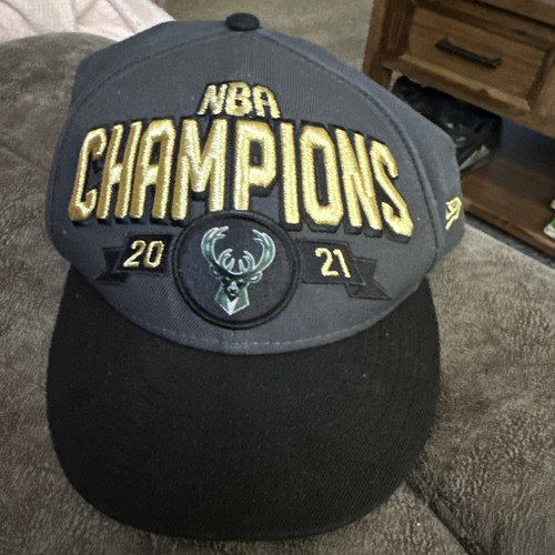 New Era 2021 NBA Finals Champions Locker Room Milwaukee Bucks Snapback Cap - Picture 1 of 9