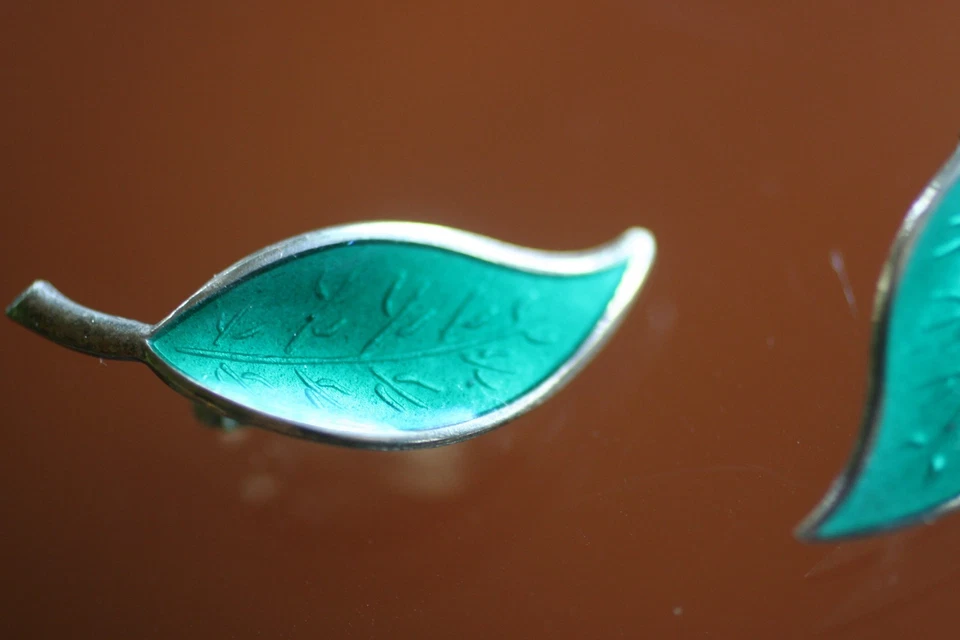 De colección:*Pantalones de plata 925 hoja de guilloche verde de Noruega David Andersen*: Foto 3 de 4