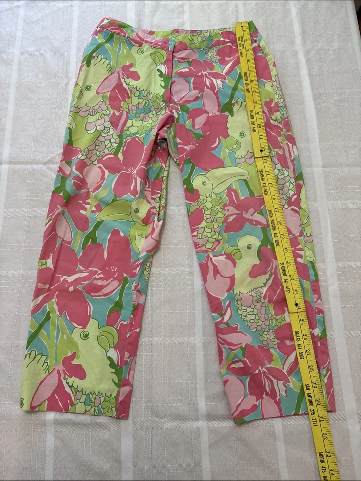 2 Pantalones al tobillo elásticos vintage Lilly Pulitzer Parrots in Paradise rosa y verde 4P Foto 4 de 4
