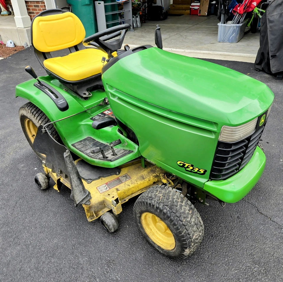 John Deere GT235 w/ New 18hp Vanguard Engine, 42” Snow Blower, 48” Mower Deck - Image 2 of 4