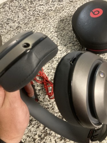 Auriculares Beats by Dr. Dre Studio 2 Inalámbricos Bluetooth B0501 Estuche Gris Plateado - Imagen 9 de 10