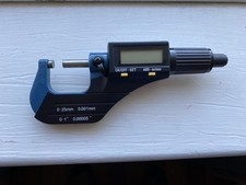 Pittsburgh Digital Micrometer SAE/METRIC w/Case (+/- 0.0001 in.) #68305