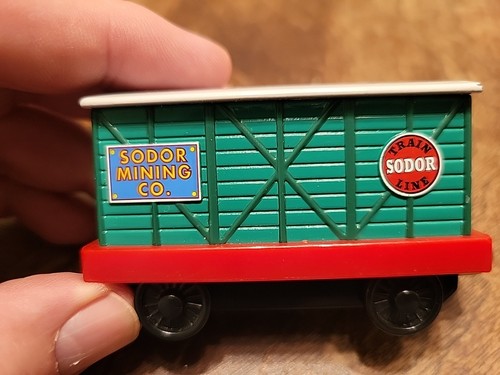 Thomas & Friends Take Along Thomas Neville con tender, box auto, petroliera - Foto 12 di 17