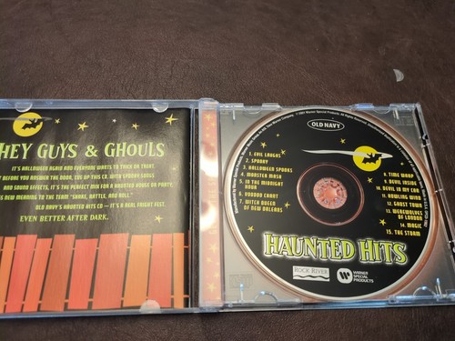 Old Navy's Haunted Hits with Spooky Sound Effects! - Picture 3 of 3