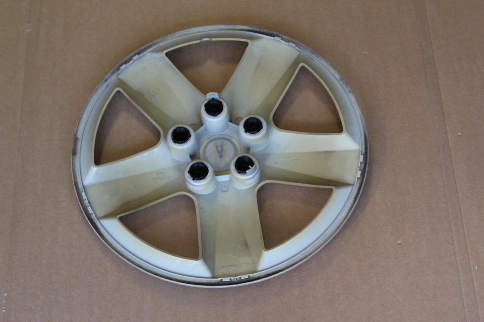 "Pontiac Grand Prix 2005-2008 16"" tapacubos cubierta rueda 5137 P/N 9595569" Foto 2 de 2