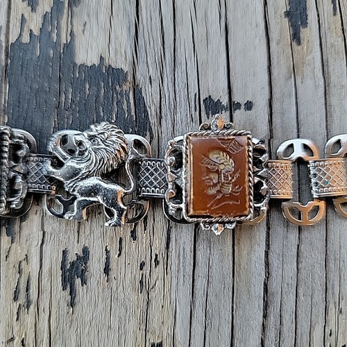 Roman Lion Is bracelet silver tone Green brown black Vintage style Costume - Picture 5 of 14