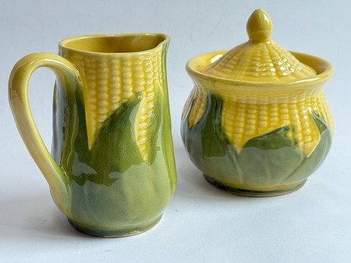 Vintage Shawnee Pottery Corn King Sugar & Creamer Set - Picture 2 of 6