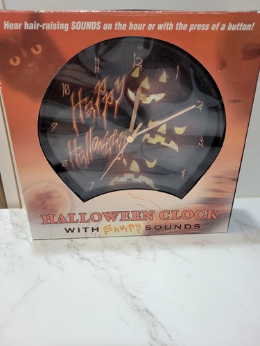 VTG Halloween Clock With Scary Sounds Wall Mount No Stand, Org Box Tested Works - Picture 7 of 7