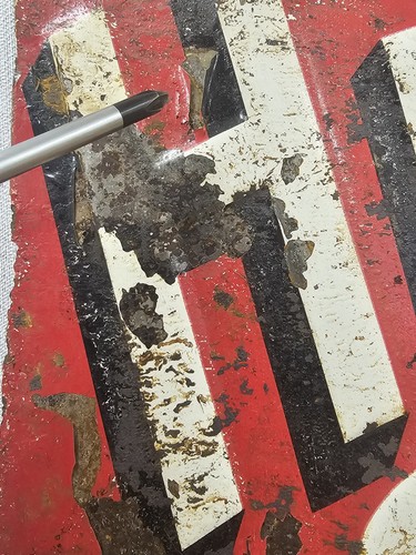 Insegna in latta originale goffrata Hitchman carbone e coca cola Benwood W.Va. WV 27,5"x9" - Foto 10 di 10